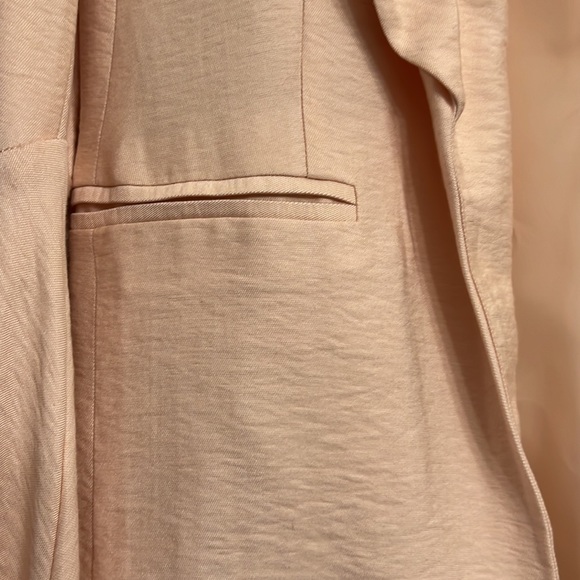 Lauren Conrad Blazer -NWT [HOST PICK🛍️] - Picture 3 of 5